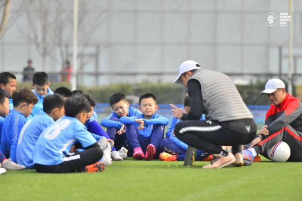 系列调研：一家基层足球青训俱乐部的困惑与坚守