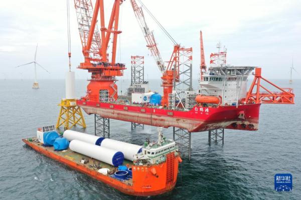 16兆瓦大容量海上风电机组在平潭外海开始安装 16兆瓦大容量海上风电机组在平潭外海开始安装
