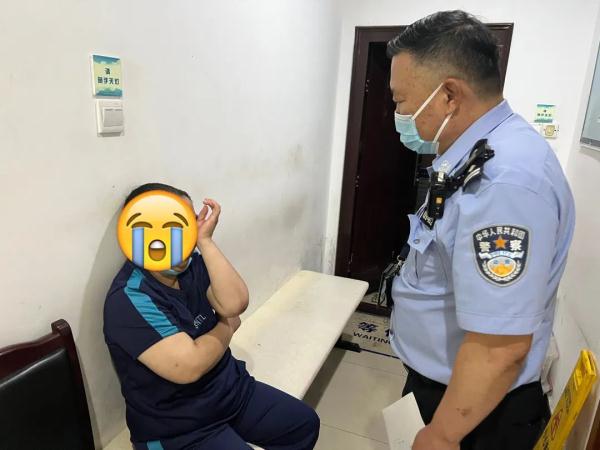 闯红灯、逆行、醉驾…事故频发！街头这种车，不应再“任性驰骋”