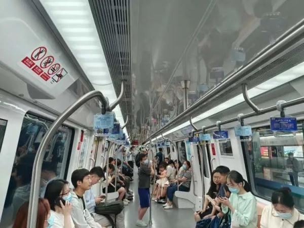 有人坐69站地铁从苏州回上海，全程用时3小时！