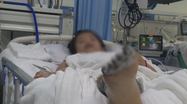 充电时玩手机,女孩面临截肢! 充电时玩手机,女孩面临截肢!
