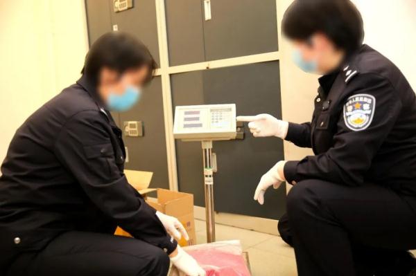 他们不能露脸，但他们有话说