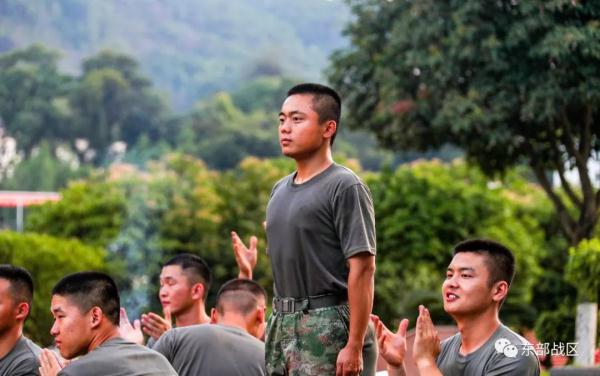 入伍3个月，他成为新训“全能王”！