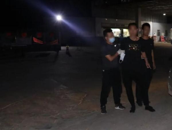 这些“疯狂”的情节,只有缉毒警察才知道 这些“疯狂”的情节,只有缉毒警察才知道