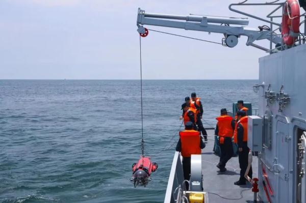 开路先锋,砺剑雷海! 开路先锋,砺剑雷海!
