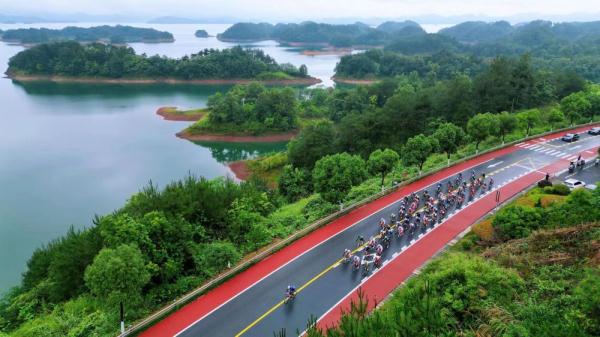 追光｜赏千岛湖美景的绝佳方式？在亚运赛道来一场骑行