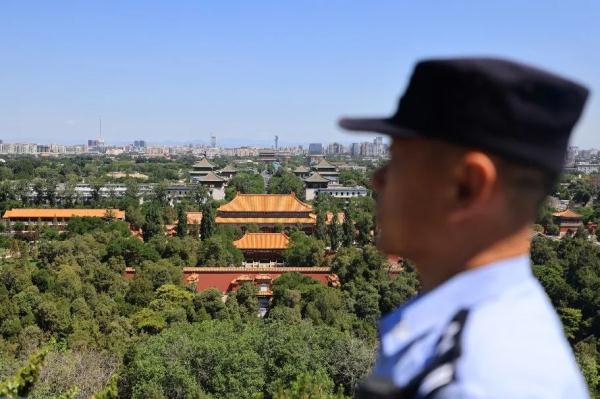 在中轴线制高点执勤,什么体验? 在中轴线制高点执勤,什么体验?