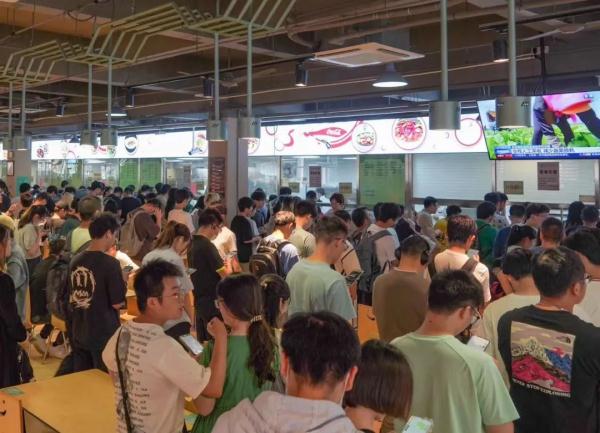 最美味的毕业礼物！同济请来5所高校大厨，“嘎嘎好吃”