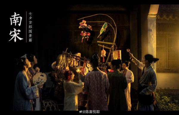 西湖边"卖花姑娘"走红!网友质疑炒作,当事人回应 西湖边"卖花姑娘"走红!网友质疑炒作,当事人回应