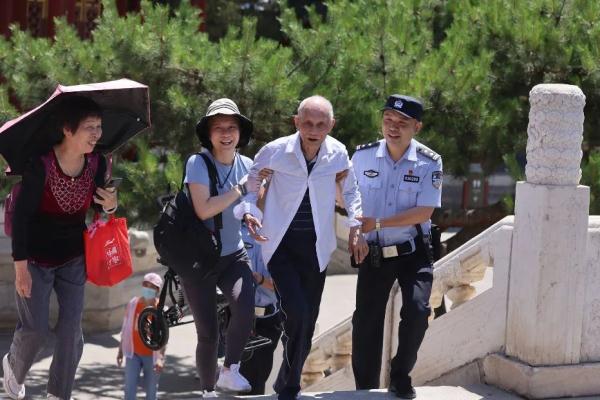 在中轴线制高点执勤,什么体验? 在中轴线制高点执勤,什么体验?