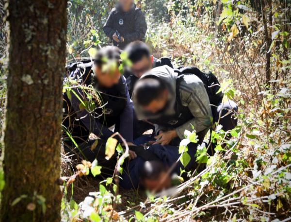 在他的手机里，为何没有一张家人的照片？