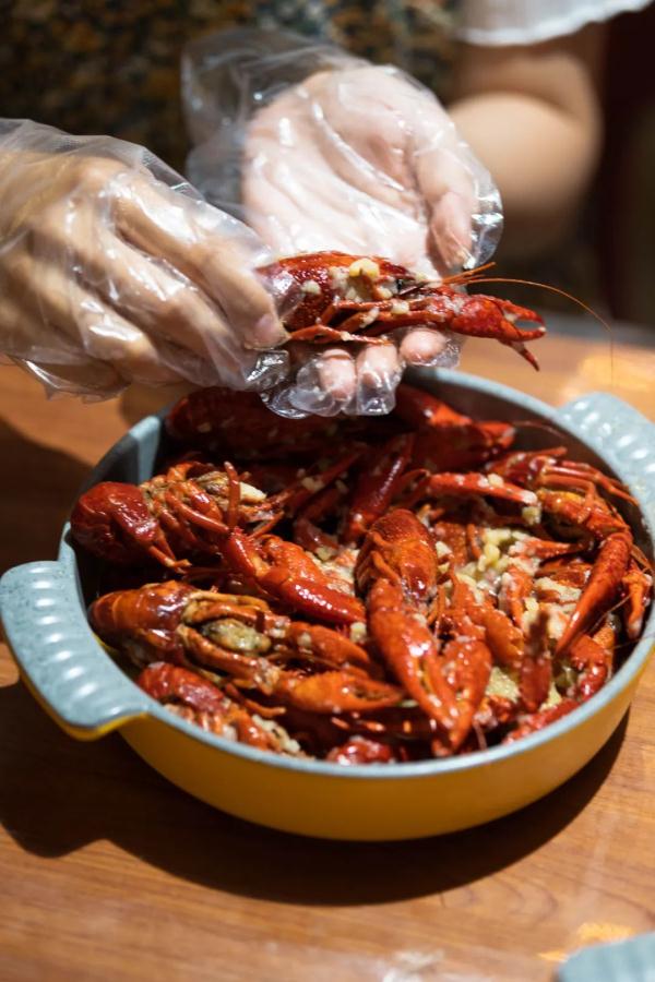 最美味的毕业礼物！同济请来5所高校大厨，“嘎嘎好吃”