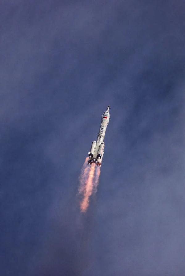 航天人专属浪漫！向云端~山那边~海里面~