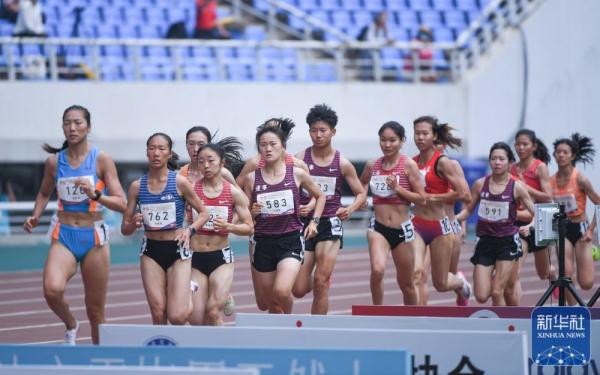 田径|全国冠军赛:王春雨夺得女子1500米冠军 田径|全国冠军赛:王春雨夺得女子1500米冠军