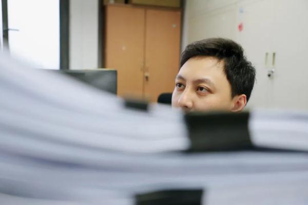 十年前他是植物学“学霸”,十年后他是网警“尖兵”! 十年前他是植物学“学霸”,十年后他是网警“尖兵”!