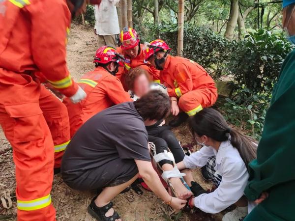 骨折、昏迷... 险情频发，需谨慎！