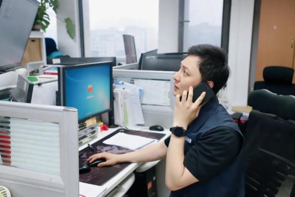 十年前他是植物学“学霸”,十年后他是网警“尖兵”! 十年前他是植物学“学霸”,十年后他是网警“尖兵”!