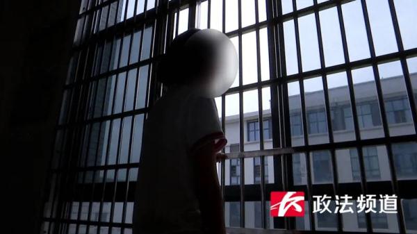 以为是“忘忧草”,不料是“食人魔”……这种东西,千万别碰! 以为是“忘忧草”,不料是“食人魔”……这种东西,千万别碰!