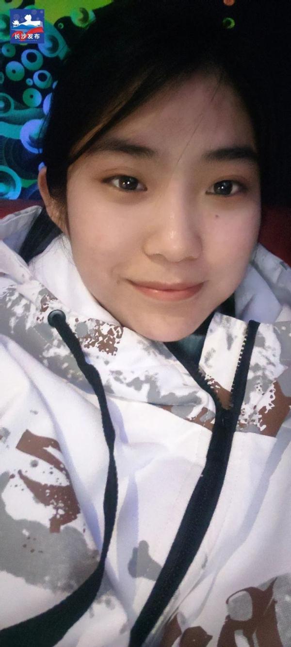 女生放弃保研清华选择国防科大,只为从军报国! 女生放弃保研清华选择国防科大,只为从军报国!