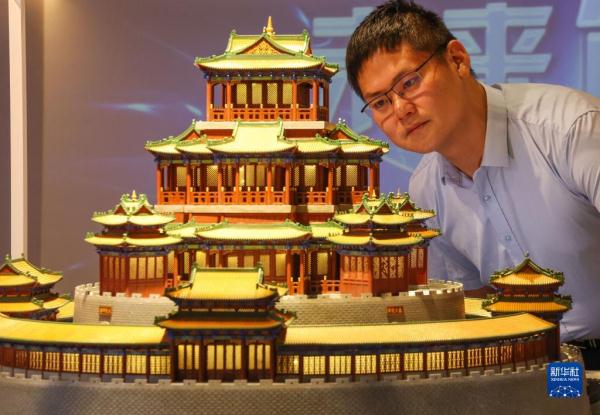 90后党员伍涛——文化“饰”界的实践者