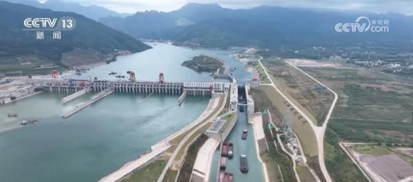 大藤峡水利枢纽工程实现世界级技术突破 “水利重器”带动地方超百亿元产业 大藤峡水利枢纽工程实现世界级技术突破 “水利重器”带动地方超百亿元产业