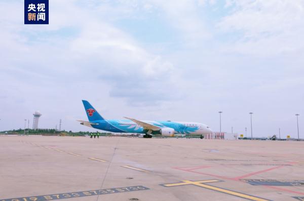 直飞迪拜!武汉天河机场正式启动国际通程航班业务 直飞迪拜!武汉天河机场正式启动国际通程航班业务