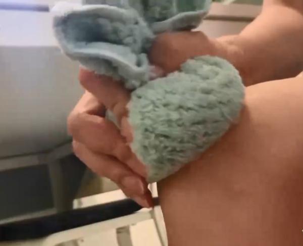 【养生】空调房里，你的膝盖还好吗？3个中医方法帮你爱护自己的膝盖