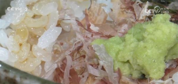 国产山葵“吃香” 采收高峰期种植户全家齐上阵 国产山葵“吃香” 采收高峰期种植户全家齐上阵