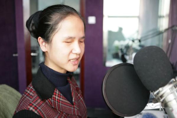 董丽娜，毕业了！