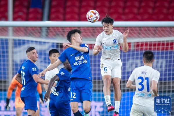 中超 | 武汉三镇平大连人