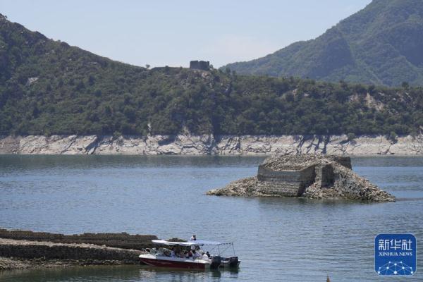 河北“水下长城”露芳容 河北“水下长城”露芳容