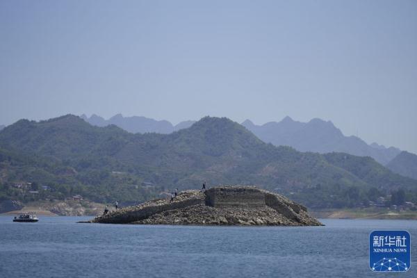 河北“水下长城”露芳容 河北“水下长城”露芳容
