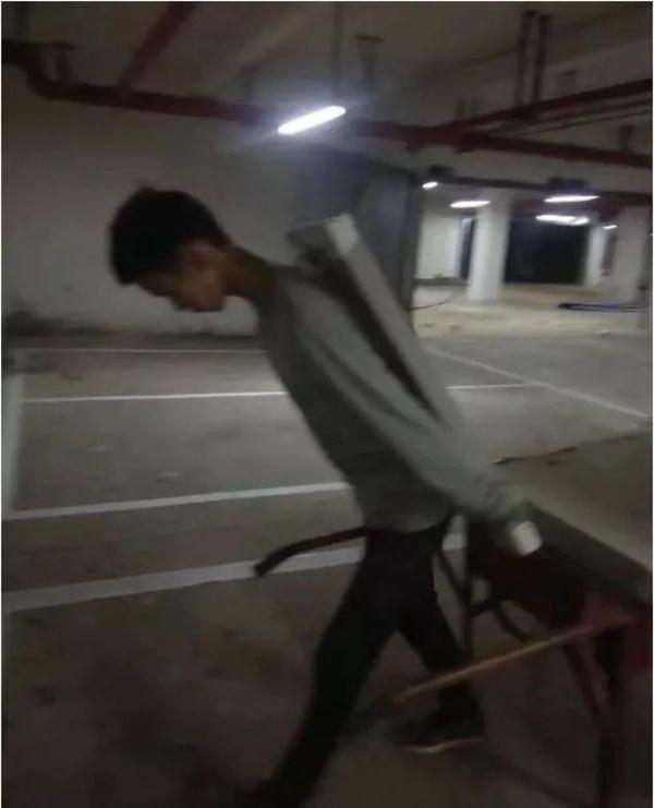 “搬砖男孩”从清华毕业了,他的去向是…… “搬砖男孩”从清华毕业了,他的去向是……