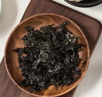 白发突然增多是衰老的表现吗？可能是身体缺这4种营养