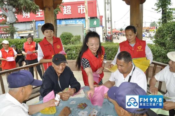 人美心善！好心女子为陌生人垫付医药费