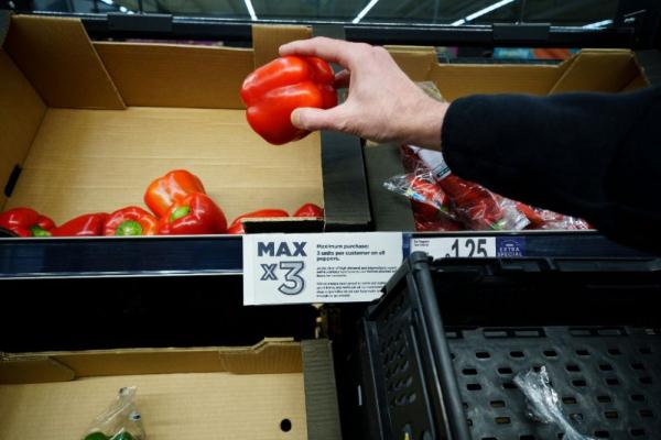 报告:去年七分之一英国人吃不饱 报告:去年七分之一英国人吃不饱