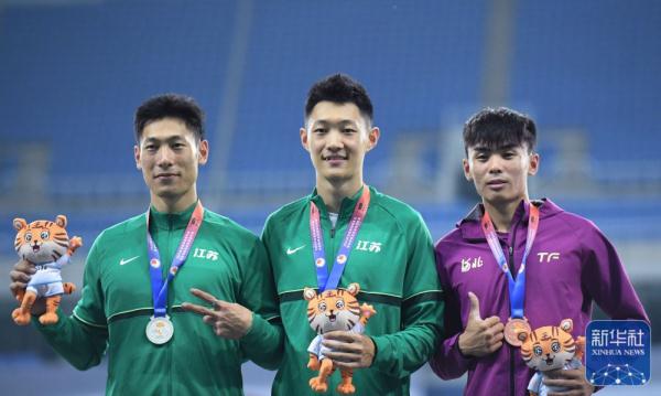 田径全国冠军赛 | 王嘉男获男子跳远冠军