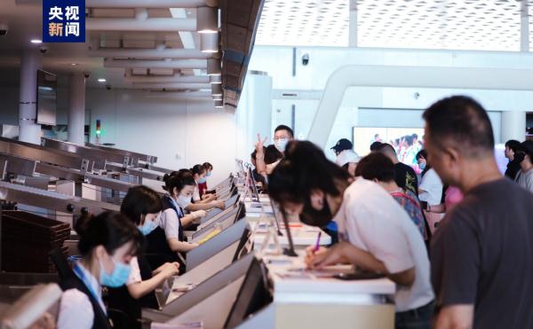 直飞迪拜!武汉天河机场正式启动国际通程航班业务 直飞迪拜!武汉天河机场正式启动国际通程航班业务