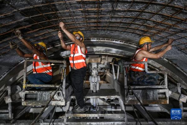 探访马东铁项目云顶隧道掘进现场