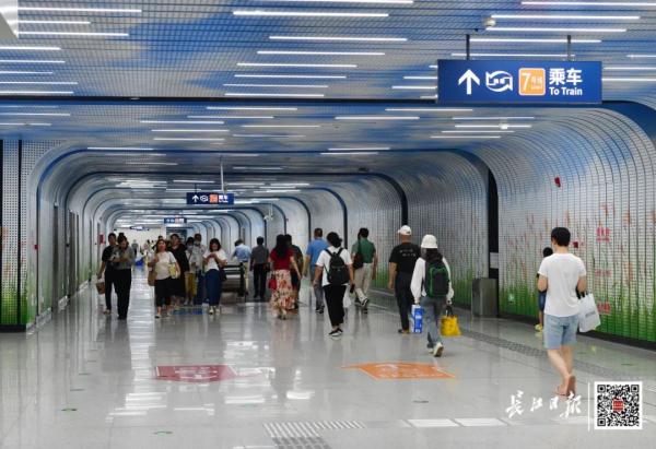 武汉最大地铁站上新 武汉最大地铁站上新