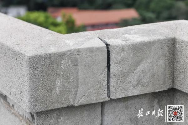 武汉长江大桥换新装了