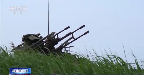 陆军多装备跨昼夜演练 检验协同打击效能