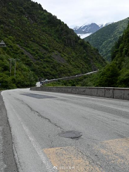 国道318线康定至折多山垭口段解除交通管制！
