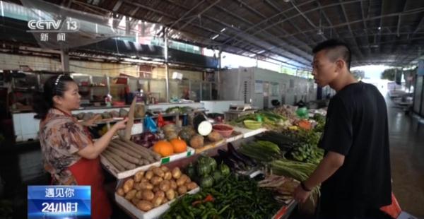 还记得那个为克服口吃在公交车上演讲的少年吗？看他如何一步步突破自己