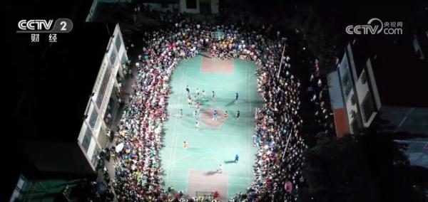 民间排球点燃群众参与热情 “村排”火爆带动海南旅游 民间排球点燃群众参与热情 “村排”火爆带动海南旅游