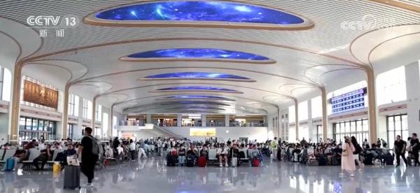 铁路客货运输服务品质不断提升 旅客、货主体验更好 铁路客货运输服务品质不断提升 旅客、货主体验更好