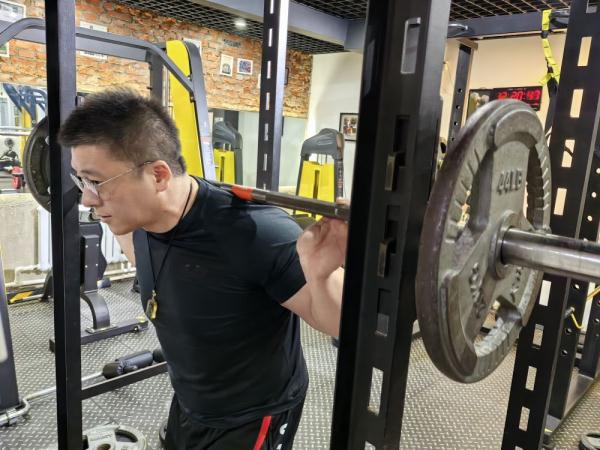 不仅是力拔千钧——“大力士”的大梦想 不仅是力拔千钧——“大力士”的大梦想