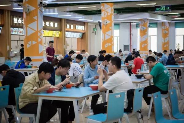 学食住行,哈工大给你全新体验! 学食住行,哈工大给你全新体验!