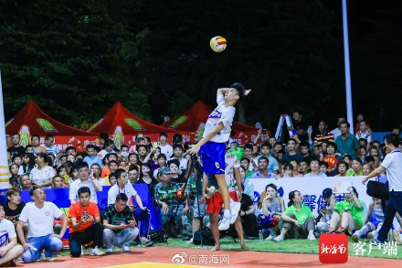 扣球姿势要帅!多图带你回顾海南“村VA”首场比赛 扣球姿势要帅!多图带你回顾海南“村VA”首场比赛