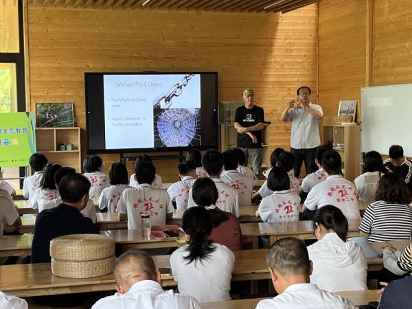 国际鸟类专家授课衡水湖 盛赞华北湿地生态治理